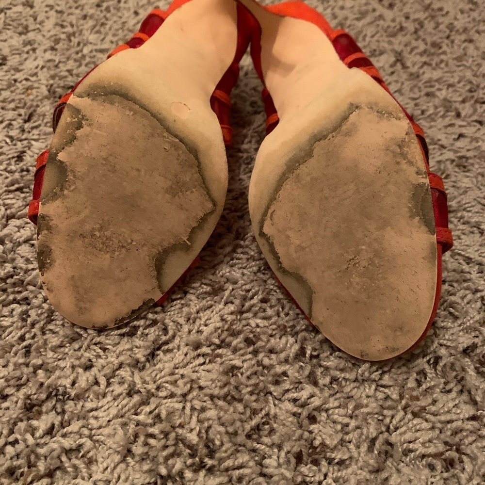 Heels - Picture 5 of 5